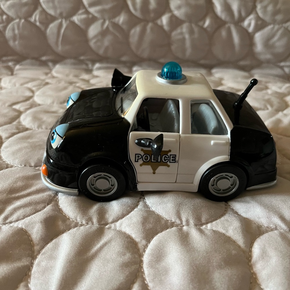 Black and White Patty Patrol Police  Vehicle Toy - Picture 6 of 9